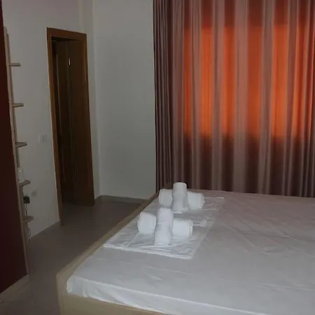 Lavandula Ring * Tirana