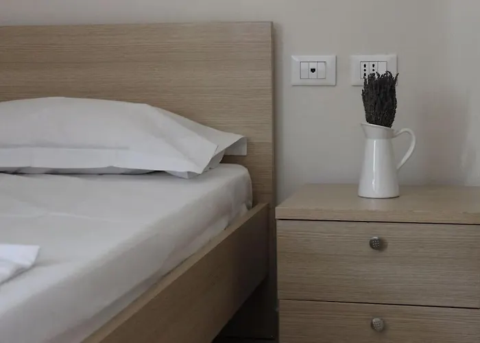 Lavandula Ring Tirana